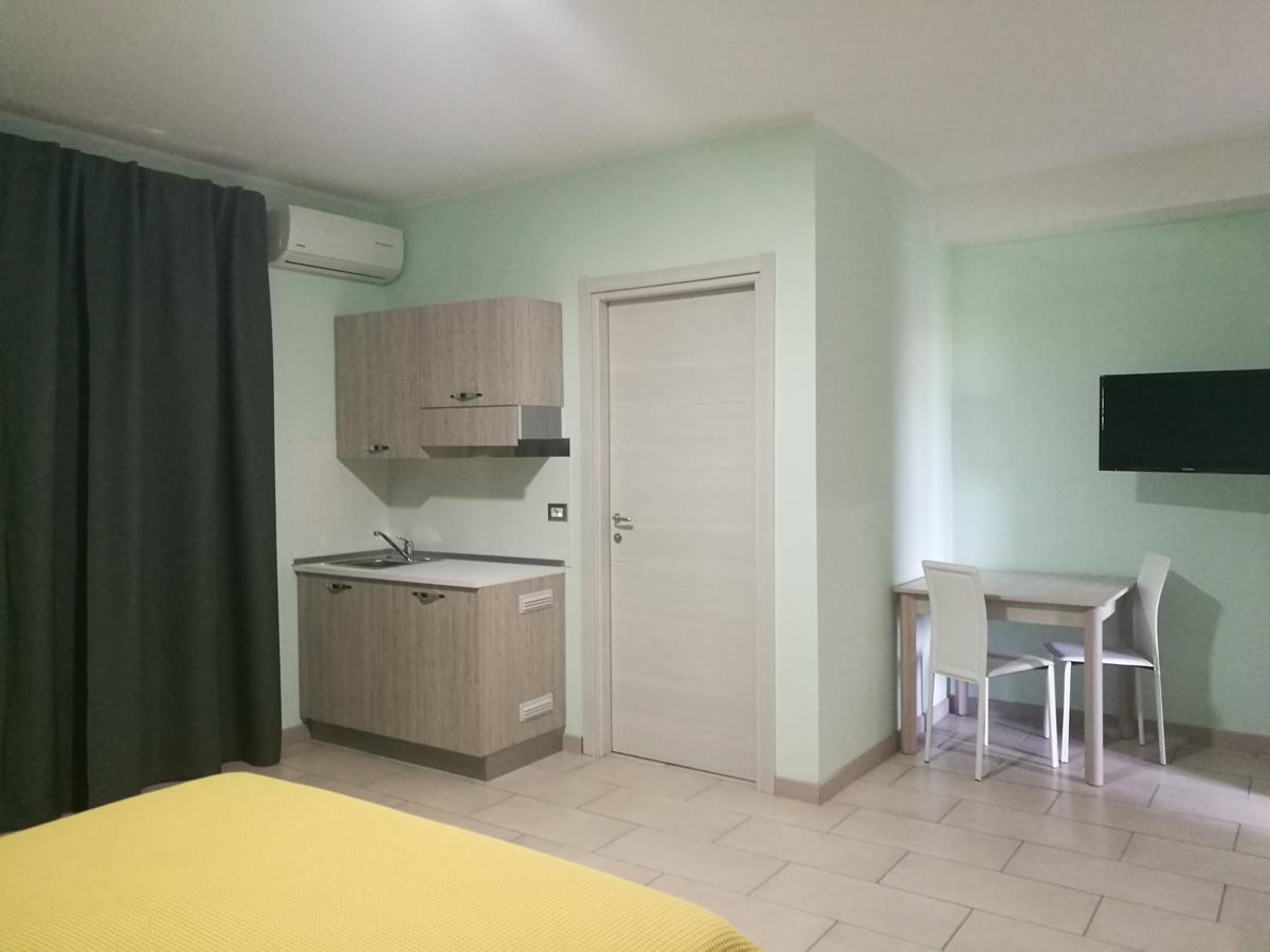 I Colori Dell'Etna Bed & Breakfast San Giovanni La Punta Exterior photo